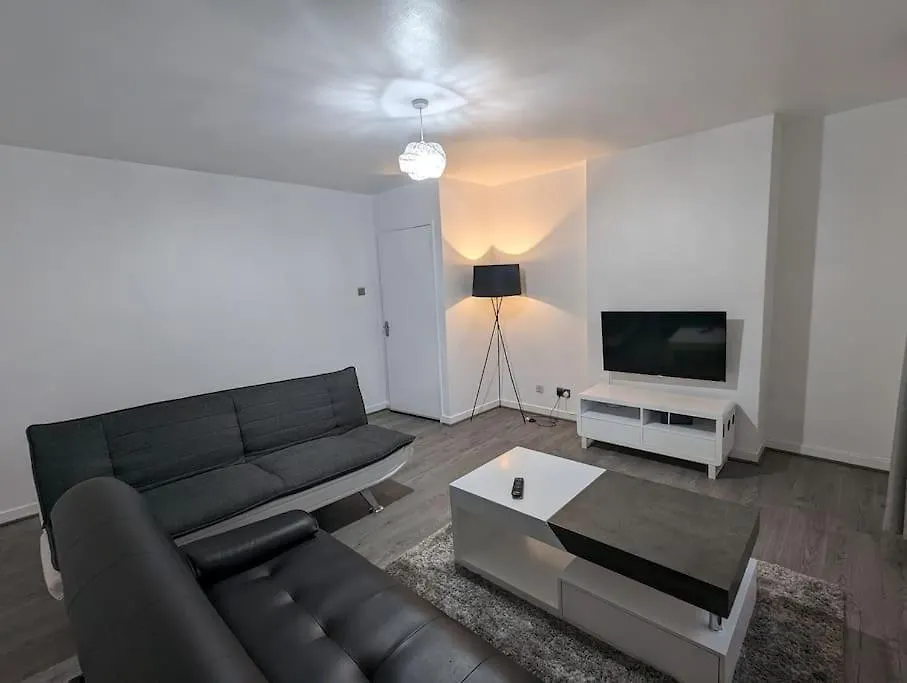 3 Bedroom Apartment Sleeps 8 Εδιμβούργο